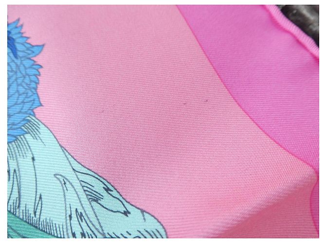 Hermès Robe Légère Handbesticktes Seidentuch Gavroche 45 Pink Blau Beige Grün Gelb - Ansicht 8