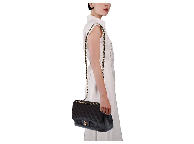 CHANEL Timeless/Classique Tasche aus schwarzem Leder - 103543 - Ansicht 11