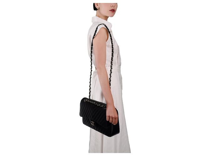 Borsa CHANEL Timeless/Classique in Pelle Nera - 103570 Nero - vista 13