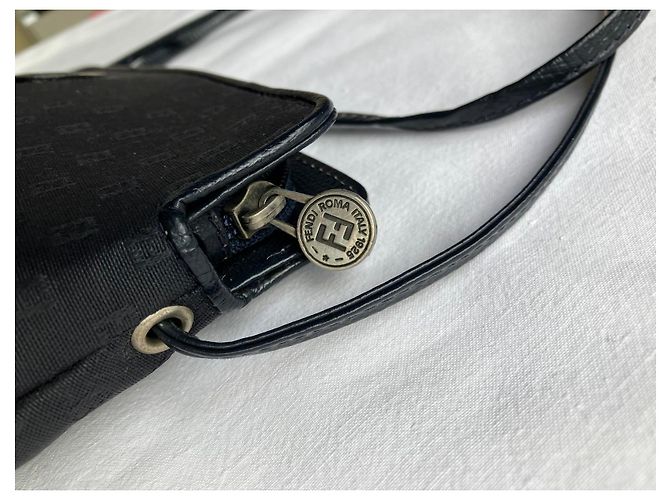 Borsa a tracolla Fendi Zucca in tela nera Blu scuro - vista 3