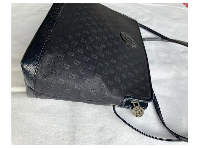 Borsa a tracolla Fendi Zucca in tela nera Blu scuro - vista 6