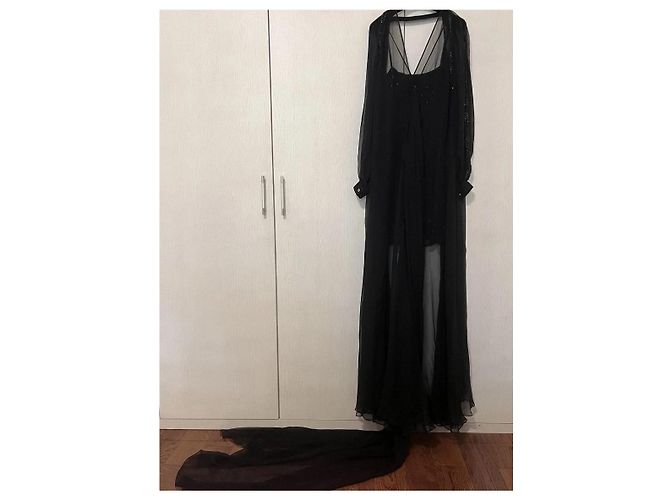 Medusa Versace Vestido Maxi Transparente Negro con Pedrería y Capa - vista 2