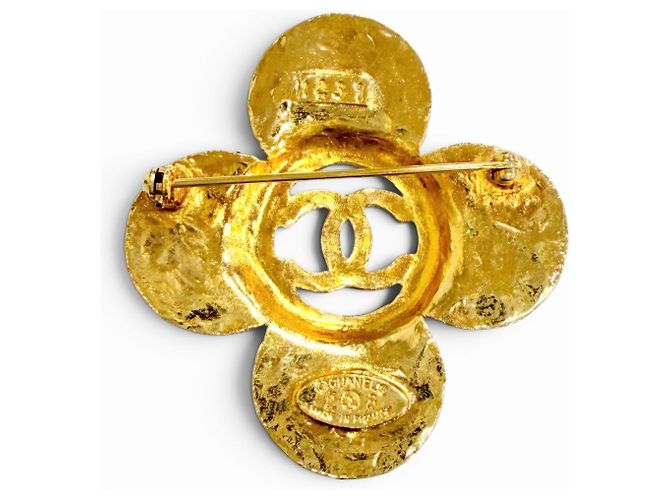 Spilla Chanel Vintage Coco Mark Motivo Floreale D'oro - vista 3