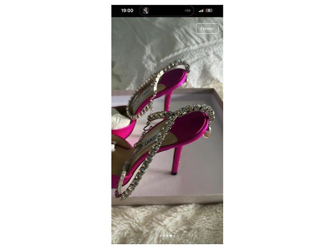 Jimmy Choo Saeda 100 Décolleté in Raso Rosa con Cristalli - vista 12