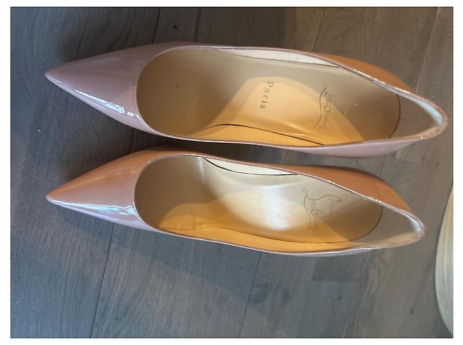 Christian Louboutin So Kate 120 Décolleté Vernice Carne - vista 3