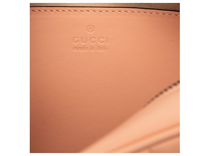 Borsa a tracolla verticale Gucci Orange Small GG Marmont Matelasse in pelle di vitello con anello Arancione Pesca - vista 5