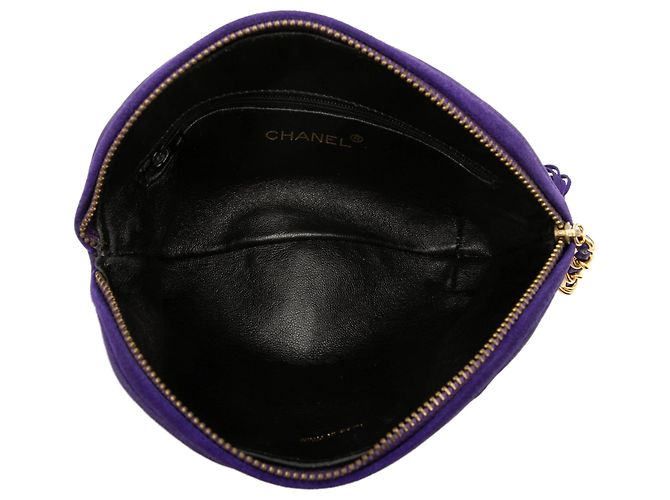 Clutch in scamosciato Chanel Blue CC con nappa - vista 4