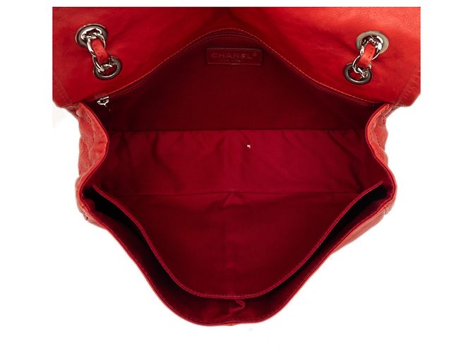 Chanel Red Medium Grained Calfskin Natural Beauty Flap - view 4