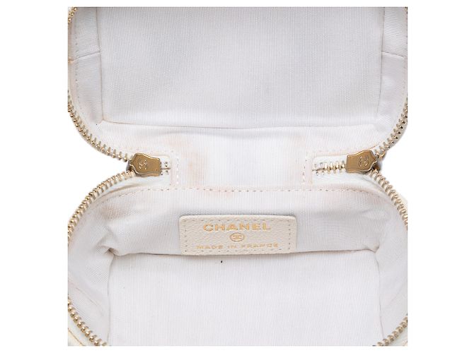 Chanel Estuche Vanity Mini en Caviar Blanco con Cremallera y Cadena Crudo - vista 4
