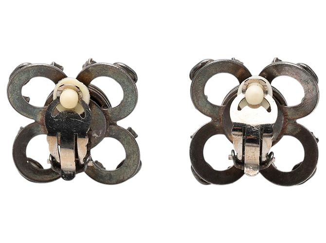 Orecchini clip Chanel in ottone argentato con cabochon in smalto e strass Argento - vista 2