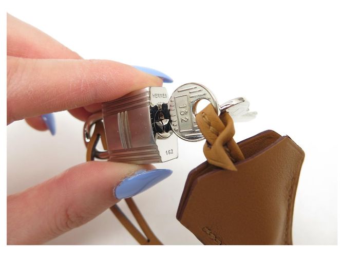 Hermès NEW SET HERMES PADLOCK + ZIPPER PULL WITH BELL KELLY BAG KEY Camel - view 7