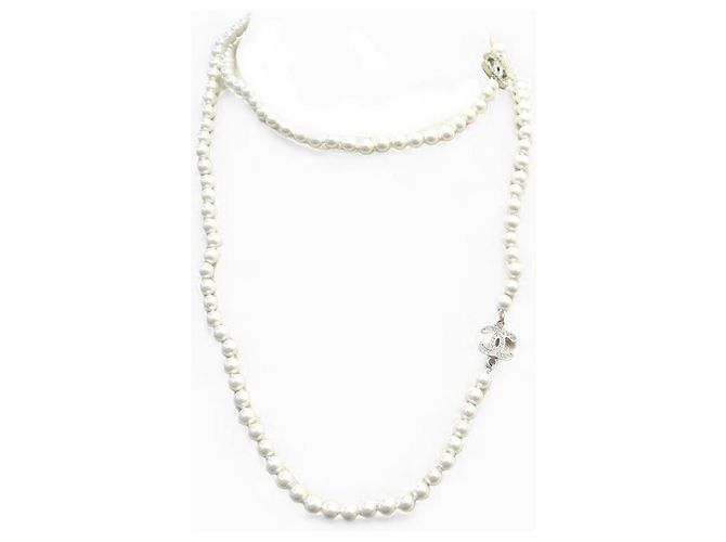 CHANEL SAUTOIR NECKLACE CC LOGOS AND PEARLS 99-106CM SILVER-TONE METAL Silvery - view 2