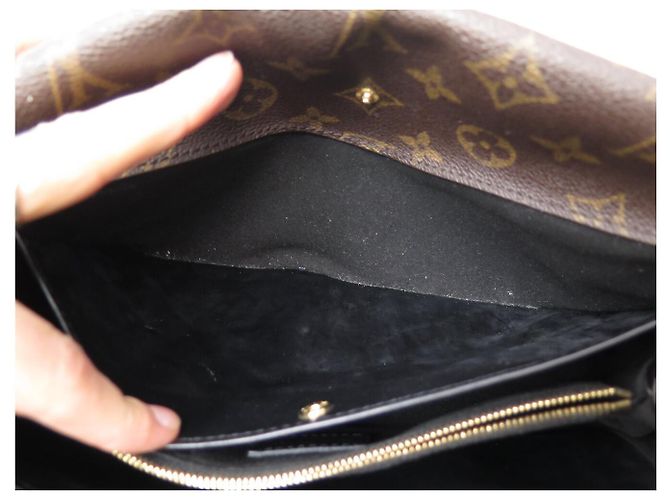 BORSA A MANO LOUIS VUITTON DOUBLE V M54439 IN PELLE NERA E TELA MONOGRAM - vista 13
