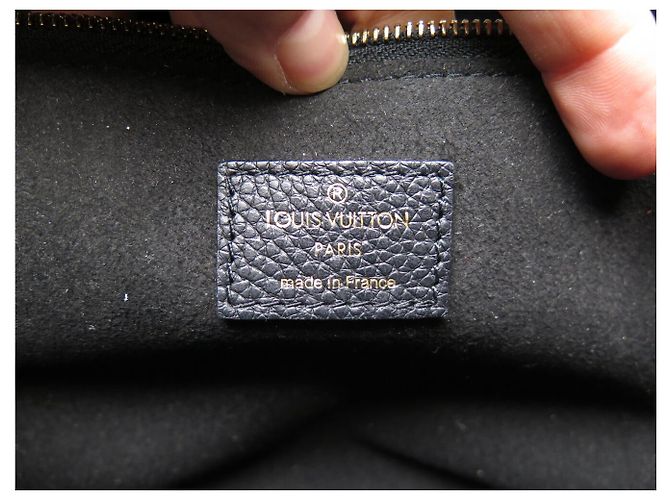 BORSA A MANO LOUIS VUITTON DOUBLE V M54439 IN PELLE NERA E TELA MONOGRAM - vista 15