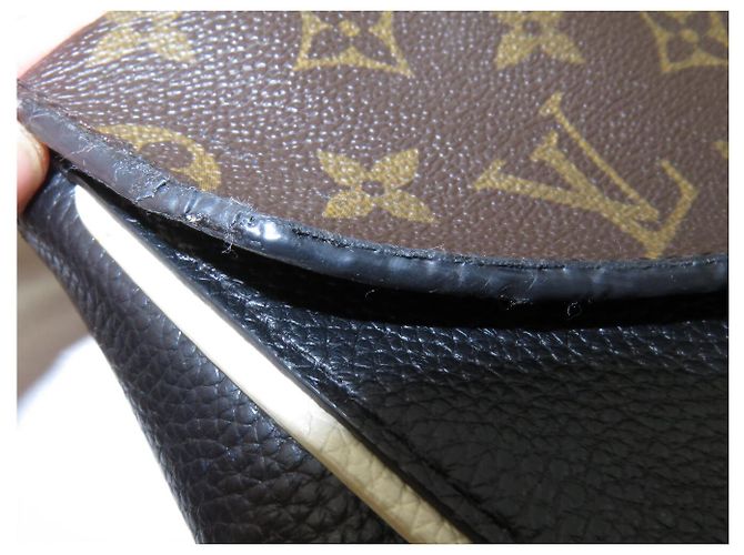 BORSA A MANO LOUIS VUITTON DOUBLE V M54439 IN PELLE NERA E TELA MONOGRAM - vista 20