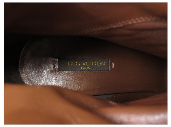 ZAPATOS LOUIS VUITTON BOTINES DE PLATAFORMA DE GAMUZA PLISADA 39 Castaño - vista 11
