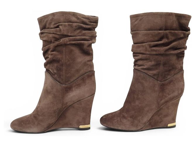 ZAPATOS LOUIS VUITTON BOTINES DE PLATAFORMA DE GAMUZA PLISADA 39 Castaño - vista 2