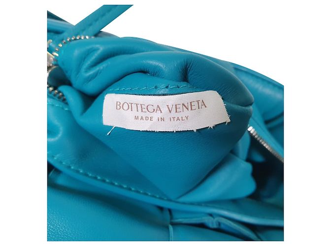 Borsa a tracolla Padded Cassette in pelle di agnello blu Bottega Veneta - vista 11