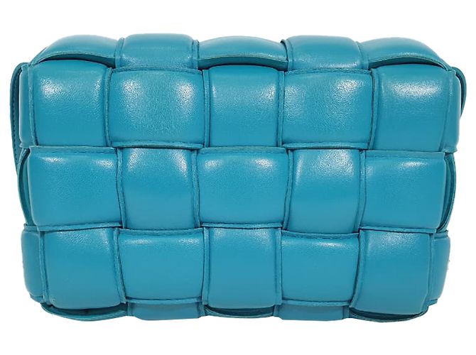 Borsa a tracolla Padded Cassette in pelle di agnello blu Bottega Veneta - vista 3