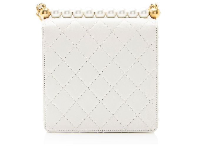 Gabrielle Borsa Chanel Lambskin Chic Pearls Small Vertical Flap Bag Bianco - vista 3