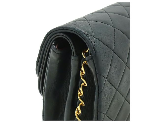 Borsa a Spalla Chanel Lambskin Matelasse Double Flap Nero - vista 4