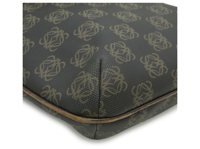 Borsa a tracolla in pelle Loewe Anagram Nero Marrone - vista 3