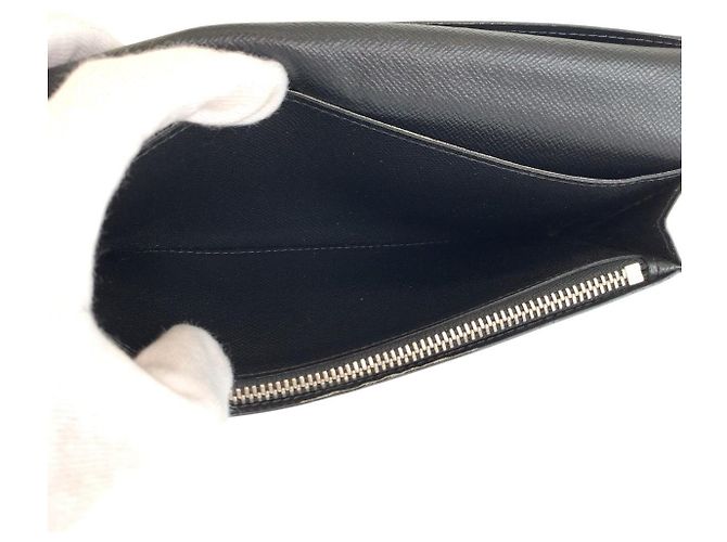 Louis Vuitton Taiga Leather Long Wallet Black - view 5