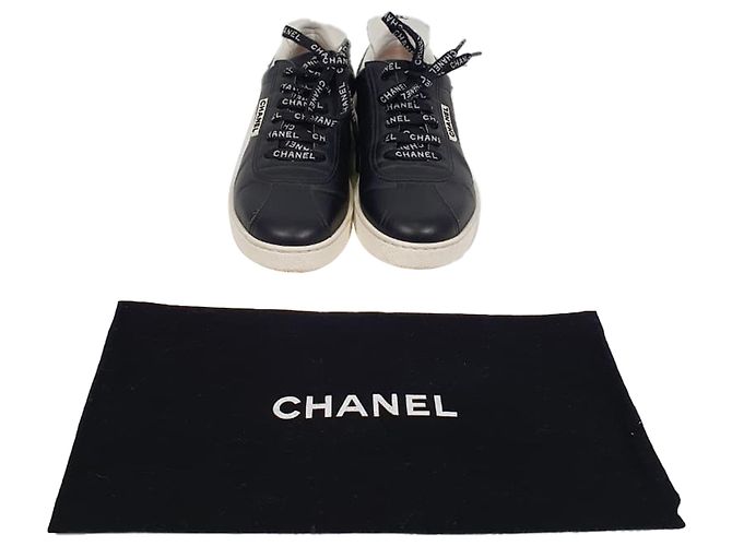 Timeless Sneakers basse Chanel CC Pull-Tab in pelle nera Nero - vista 18