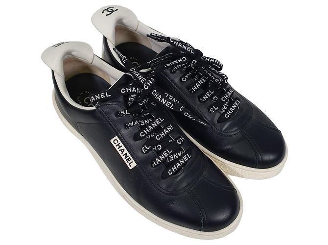 Timeless Sneakers basse Chanel CC Pull-Tab in pelle nera Nero - vista 6