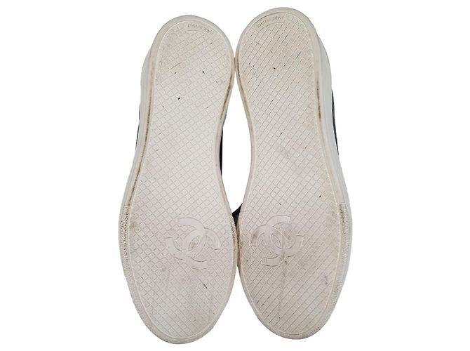Timeless Sneakers basse Chanel CC Pull-Tab in pelle nera Nero - vista 7