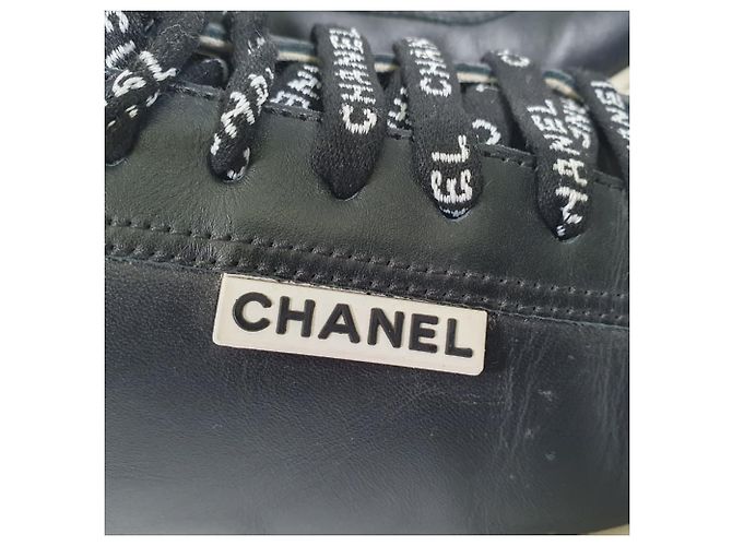 Timeless Sneakers basse Chanel CC Pull-Tab in pelle nera Nero - vista 9