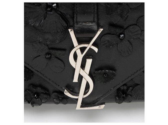 Bolso Saint Laurent Matelasse Leather Floral Applique Monogram Classic Baby Chain Bag Negro - vista 10