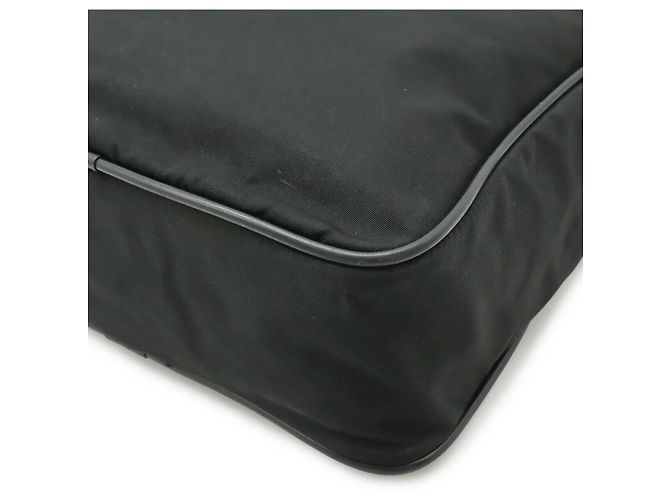 Bolsa Messenger de Nylon e Couro Prada Preto - vista 3