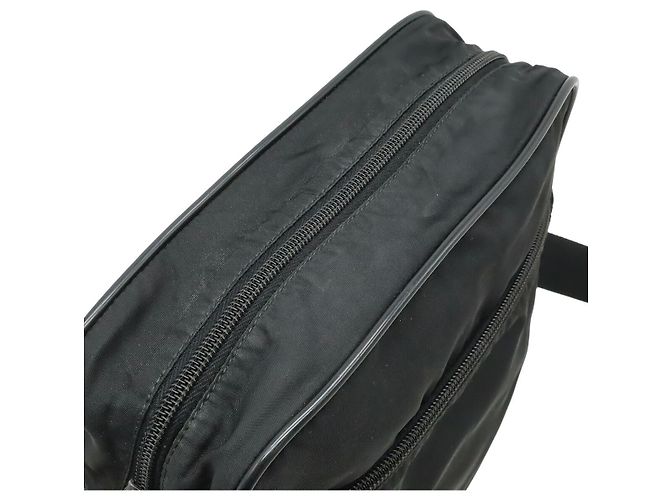 Bolsa Messenger de Nylon e Couro Prada Preto - vista 5