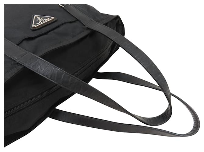 Prada Borsa Tote Nylon Nero - vista 3