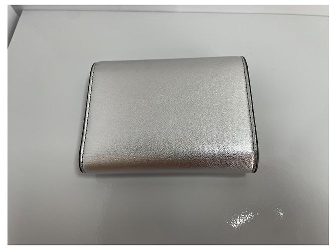 Jimmy Choo Loni Silver Leather Wallet Silvery - view 2