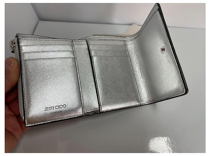 Jimmy Choo Loni Silver Leather Wallet Silvery - view 6