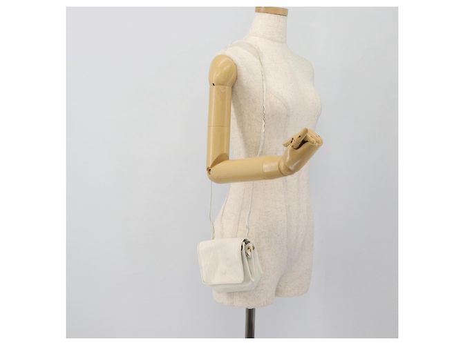 Borsa a tracolla FENDI in pelle bianco oro Auth ka4485 D'oro - vista 20