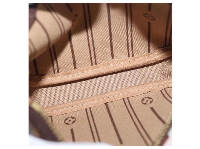 LOUIS VUITTON Monogram Patch Mini Pochette Accessoires Bolso M95804 Auth 181966V Monograma - vista 10