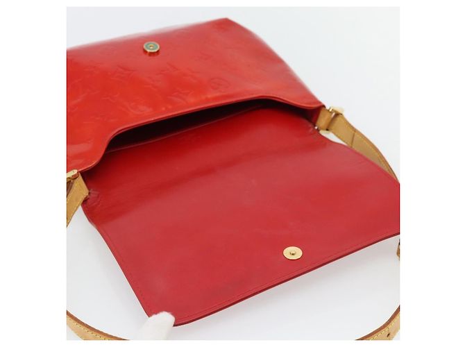 LOUIS VUITTON Monogram Vernis Thompson Street Bag Red Rouge M91094 Auth 182774 Rosso - vista 17