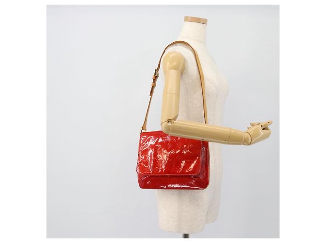 LOUIS VUITTON Monogram Vernis Thompson Street Bag Red Rouge M91094 Auth 182774 Rosso - vista 23