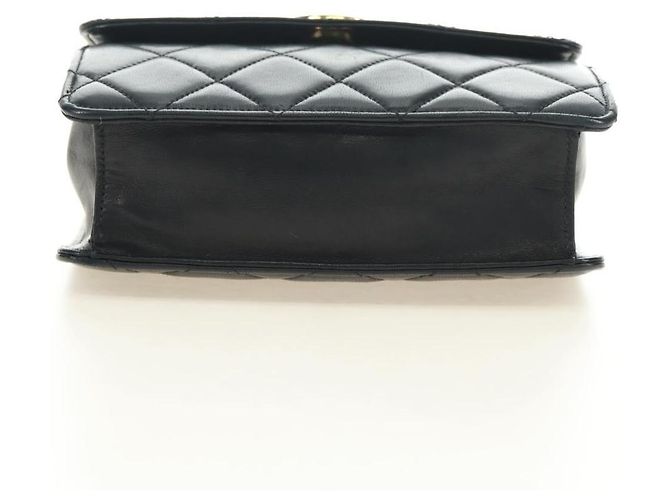 CHANEL Matelasse Chain Shoulder Bag Lamb Skin Black Gold CC Auth yk20399SAV Nero D'oro - vista 5