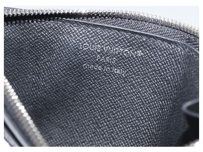 LOUIS VUITTON Tarjetero Monogram Gradient Negro M14261 LV Auth 181662M Monograma - vista 17