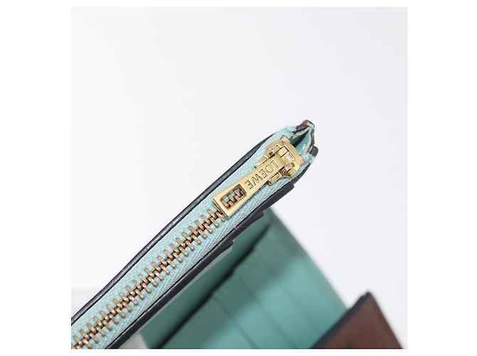 LOEWE LOEWE �~ Studio Ghibli Suswatari Cartera de Cuero Marrón Oro Auth 167360A Castaño Dorado - vista 9