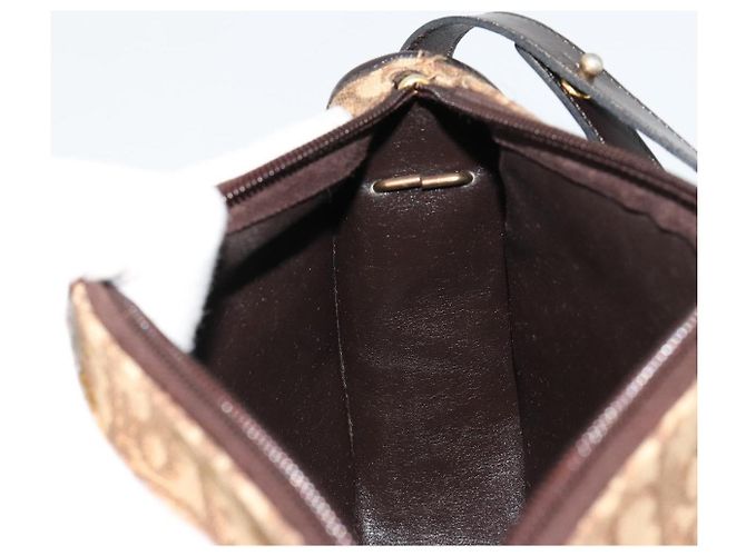 Borsa a tracolla Christian Dior Trotter Canvas Beige Oro Auth 178904 D'oro - vista 20