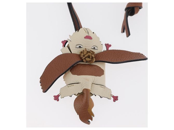 LOEWE Studio Ghibli Howl's Moving Castle Hin Charm Leather Beige Auth 167392SM - vista 2