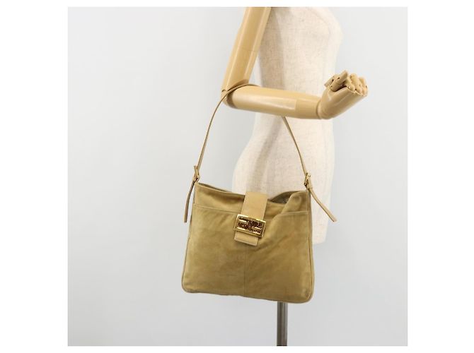 Borsa a tracolla FENDI Mamma Baguette in scamosciato beige e oro Auth 182030V D'oro - vista 25