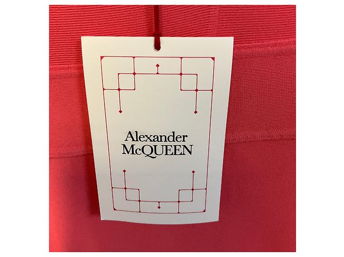 Alexander McQueen Mini-Rüschenkleid aus Korallenfarbenem Compact-Strick Pink - Ansicht 4