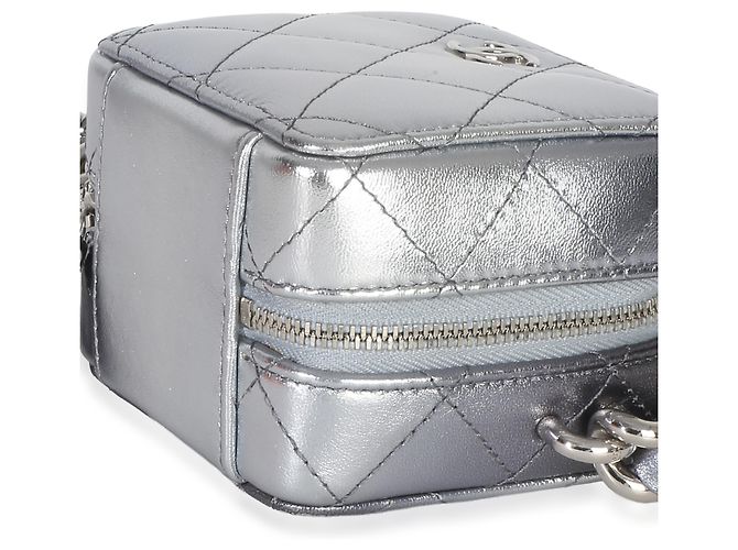 Chanel Metallic Quilted Lambskin Coco Punk Clutch mit Kette - Ansicht 6