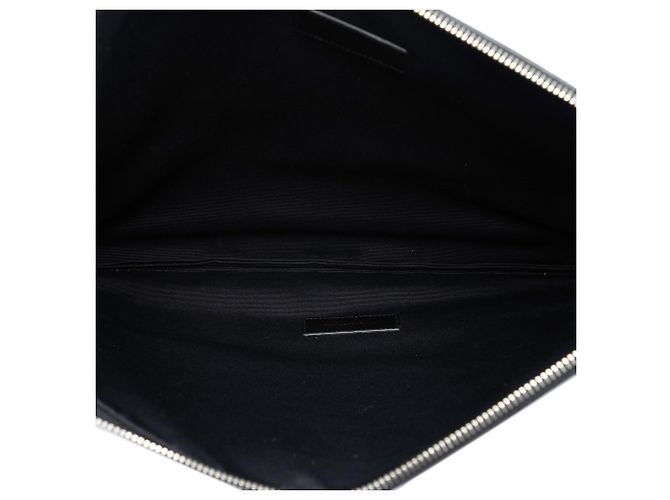 Saint Laurent Dokumentenhalter mit Reißverschluss aus schwarzem Grain De Poudre Leder - Ansicht 4